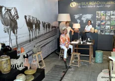 Margret Ressang, Sandra Mommen en Shirin Ressang van The Silk Road Collection. De in 2002 opgerichte groothandel beschikt over 1500 m2 warehouses in België en China.